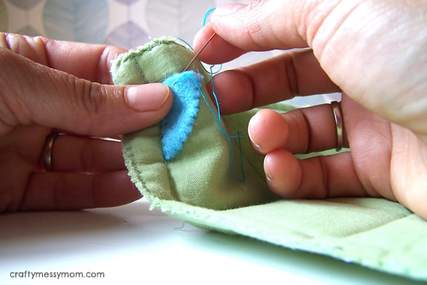 Spider-on-web Patch - step 3 at craftymessymom.com