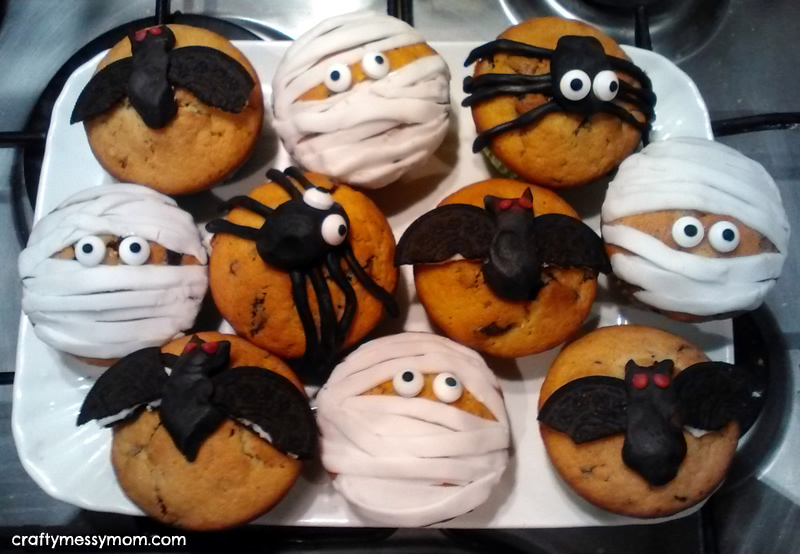 Halloween Food - Scary Choc Chip Muffins | craftymessymom.com
