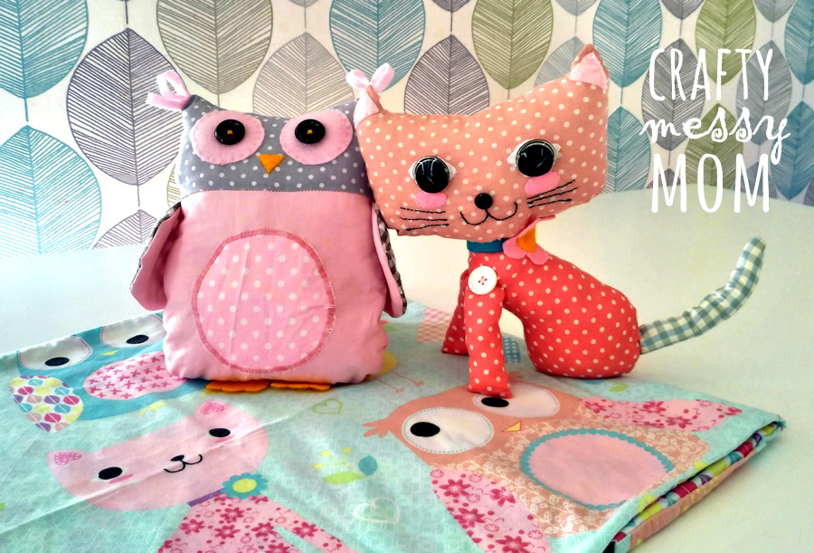 kids room decor | cat and owl by craftymessymom.com