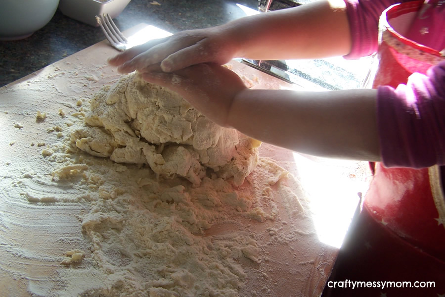 Pasta dough recipe - step 5 at craftymessymom.com
