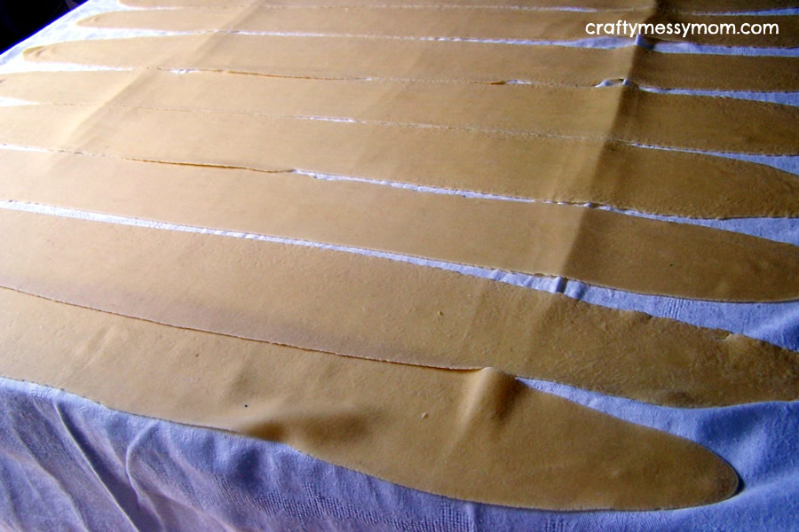 Ravioli recipe - step 3 at craftymessymom.com