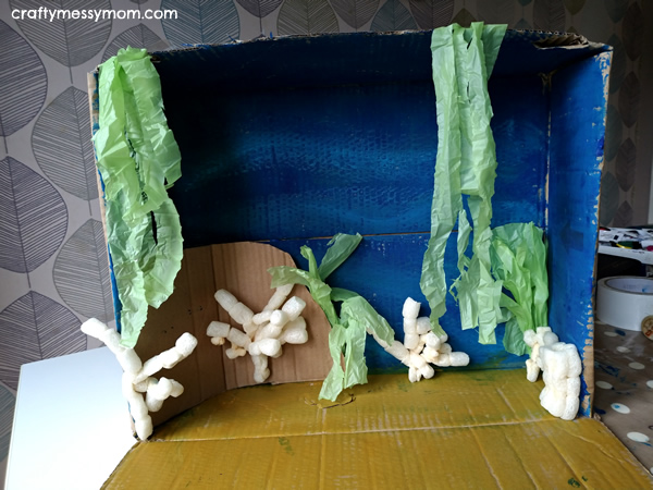 Reef model setting at craftymessymom.com